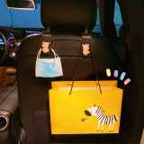 Автомобильный крючок милая сеть красная свиная автомобильная сиденье заднее ряд много -функциональный хранение и хранение, подвесные автомобильные крючки, женщины в машине