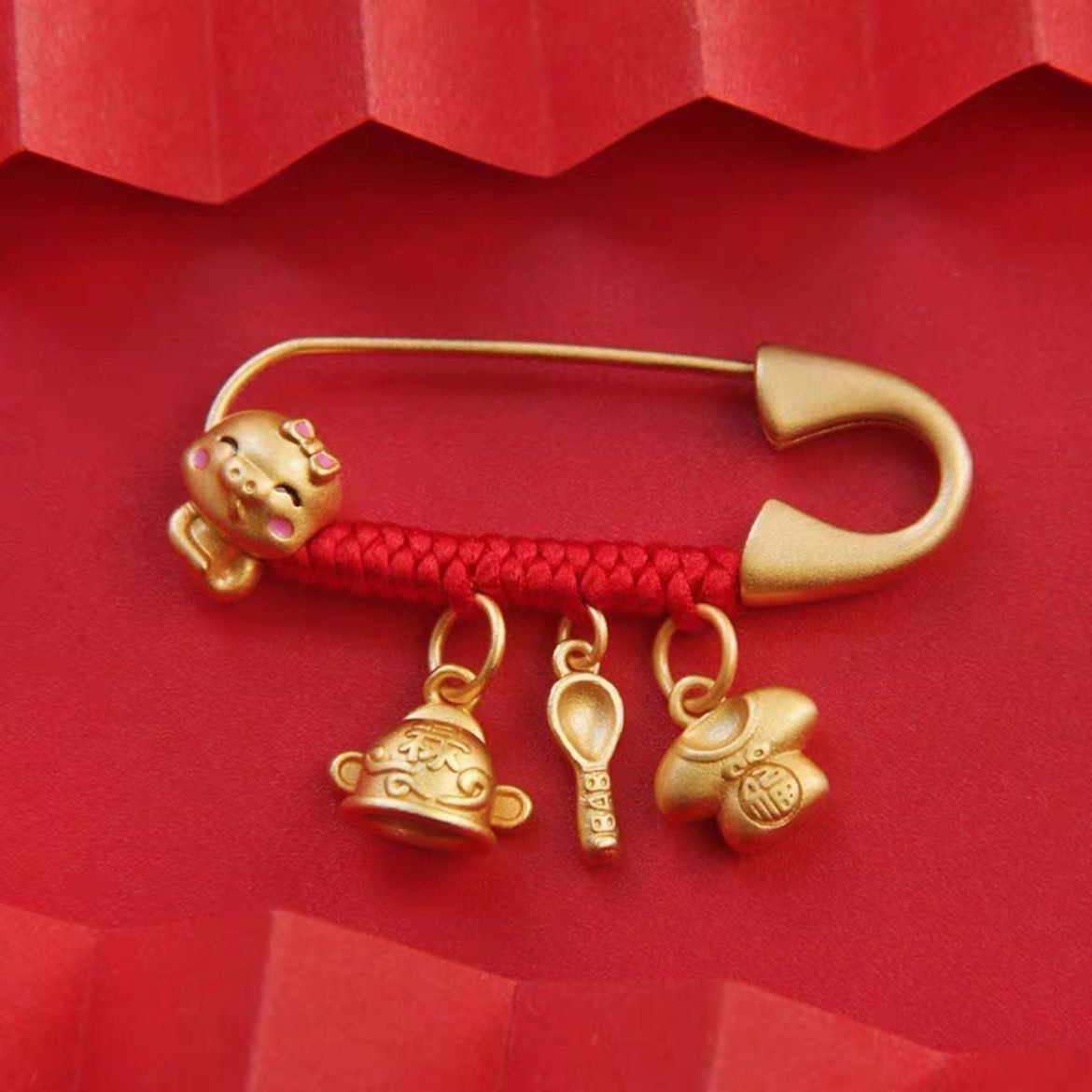 赤ちゃん用干支動物安全ピン（龍、蛇、虎、卯）、妊婦用伝統的な金色の驚かせ防止ブローチ、ユニセックス