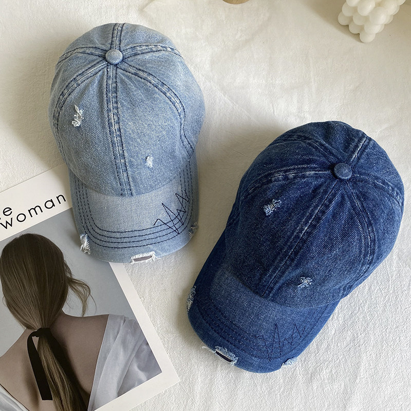 New men's and women's baseball caps Korean version show face small fashion denim ripped caps women's spring and summer sun hats travel