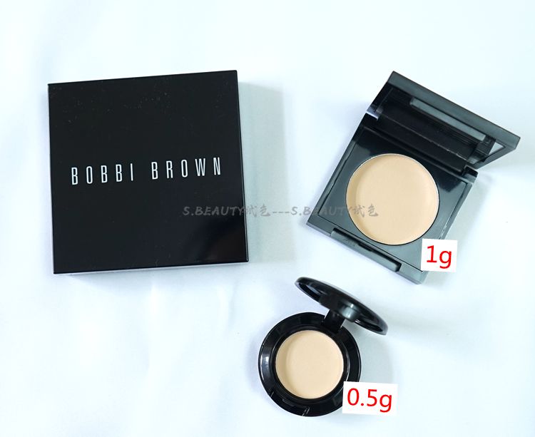 The new version of Bobbi Brown Bobbi Brown BB Feather Soft Honey Powder 1 No. 5 color test sample pressure plate set makeup