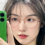 Очет близости о миопии женский молочный чай