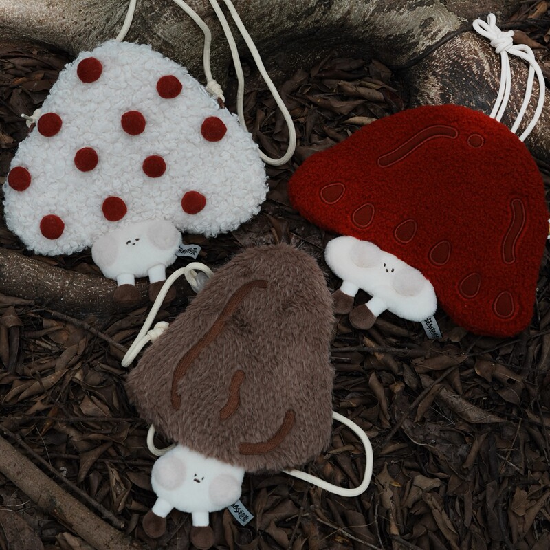 Logaloga Plush Doll Coin Purse Mobile Phone Bag Is a Cute and Creative Birthday Gift Crossbody Bag for Girls Logaloga Plush Doll Coin Purse Mobile Phone Bag Is a Cute and Creative Birthday Gift Crossbody Bag for Girls