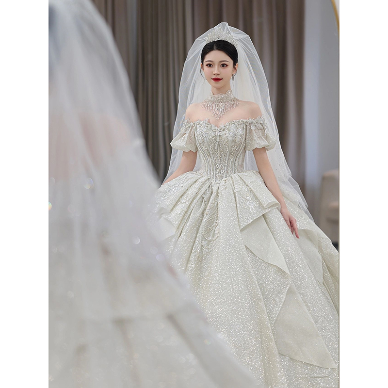 One -shoulder wedding dress, bride 2024 new main yarn small man heavy worker wedding retro court wind high -end large size girl One -shoulder wedding dress, bride 2024 new main yarn small man heavy worker wedding retro court wind high -end large size girl