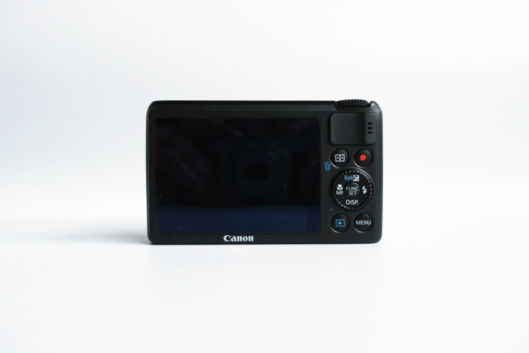 Khẩu độ lớn hỗ trợ kết nối WiFi Máy ảnh compact cầm tay Canon / Canon PowerShot S200 - Máy ảnh kĩ thuật số máy ảnh mini