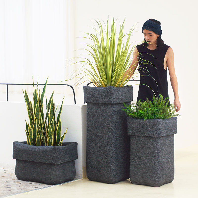 Nordic wind floor-to-ceiling FRP large flower pot mall outdoor creative art folding flowerware large combination flower box