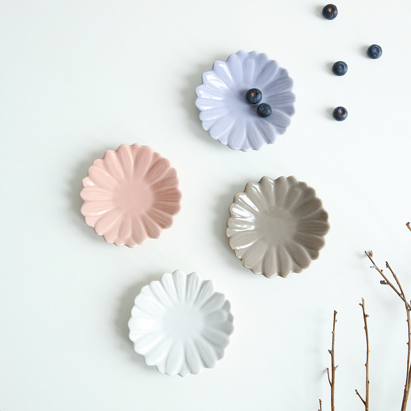 Export daisy small dish ceramic petal dish seasoning dish dessert dish dip dish sauce dish jam dish