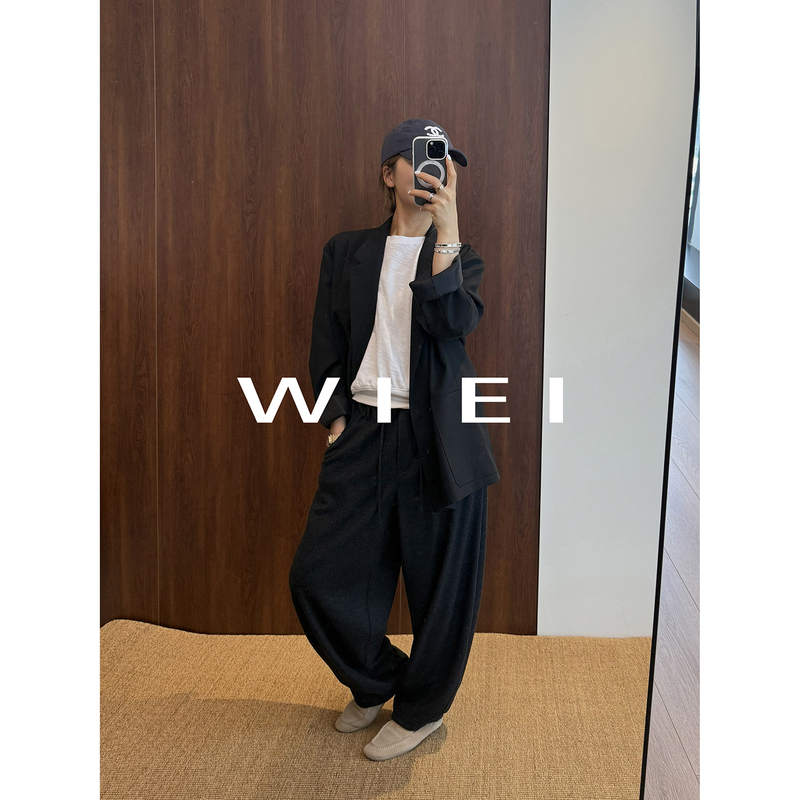 Rongrong Wiei *Quiet Black Suit* Royal Ruyi 100% Wool Minimalist Elegant Blazer W26106160
