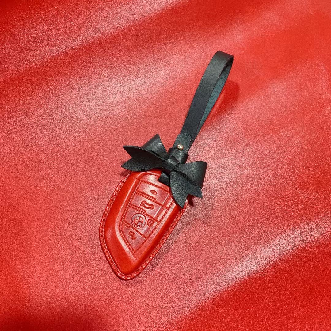 Small Red Book Recommended With The Same Butterfly Knots Car Key Custom Car Key Bag Suitable For BMW Benz Audi