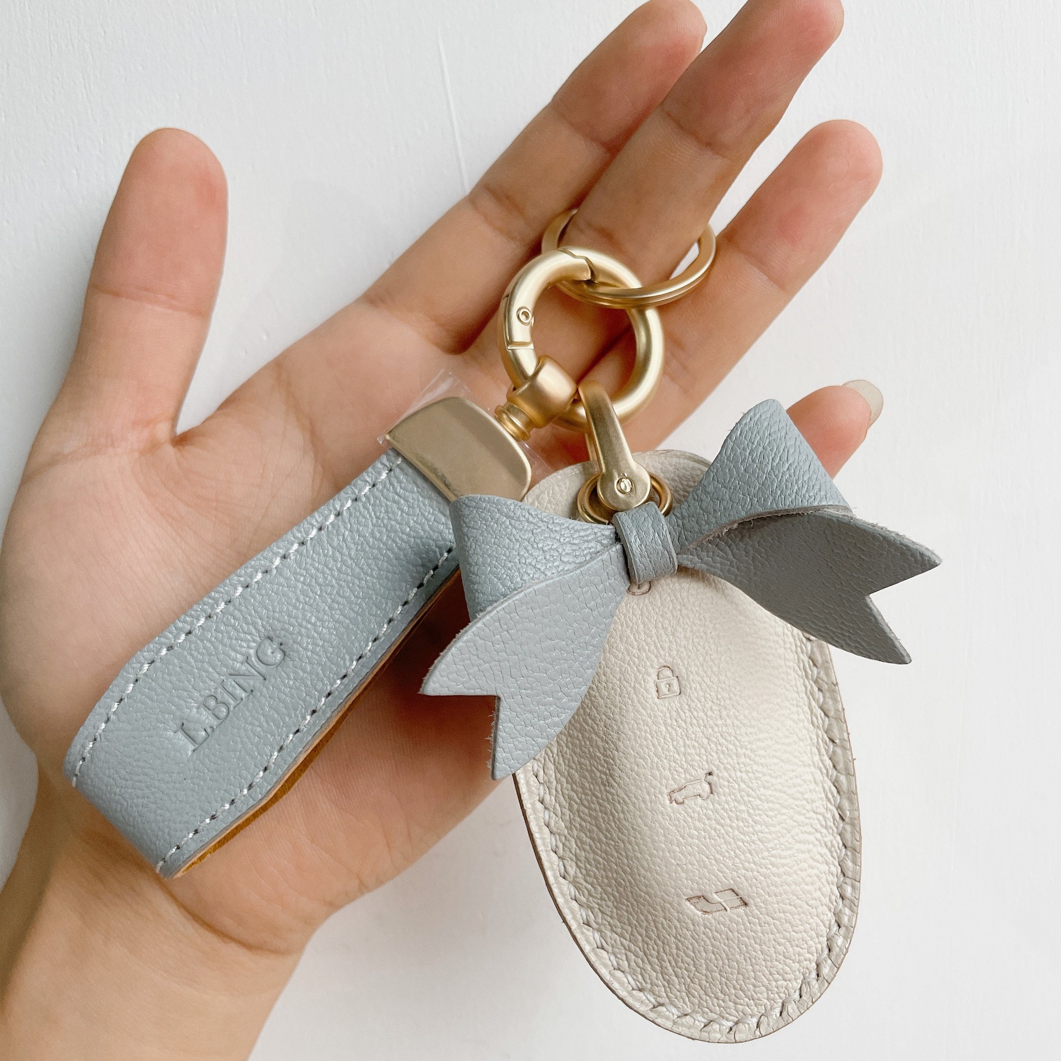 Applicable Collar 3 Zero Run T03 ideal ONE BYDihan EV method sheep genuine leather car key protective sheath custom-made