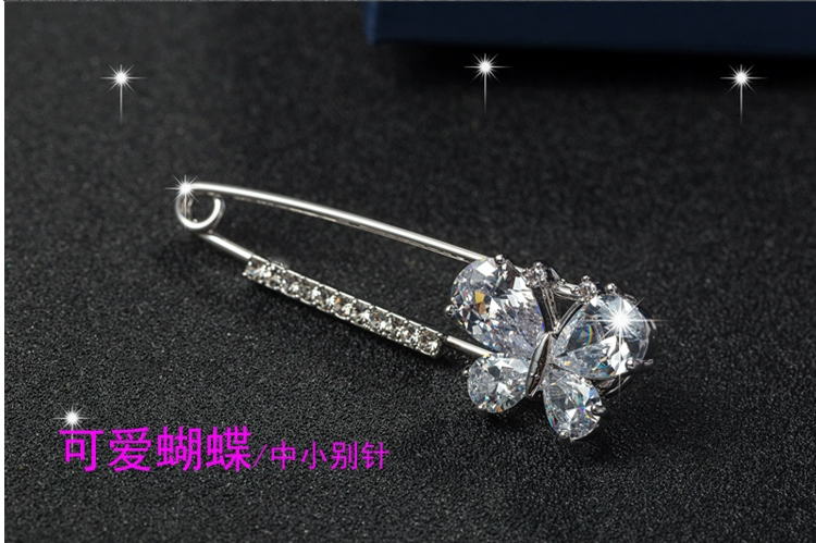 Phiên bản Hàn Quốc của áo len trâm cài phụ kiện áo nịt ngực bằng vải lụa trâm cài khóa kim cương hoang dã cao cấp pha lê trâm cài lớn phụ kiện cài áo nữ