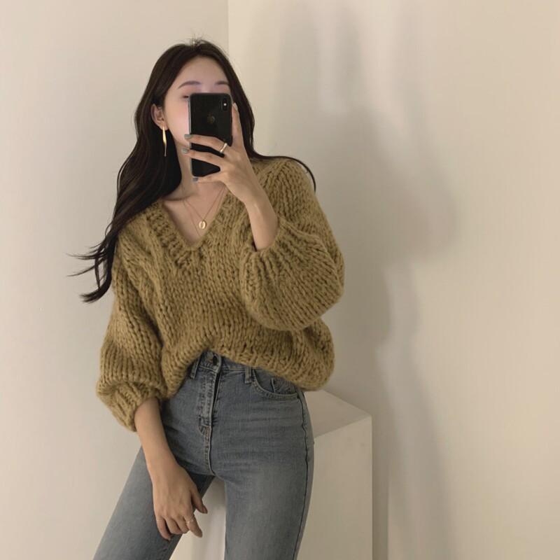 2021 autumn and winter Korean new style sweater retro lazy style V-neck hole thick line twist knit loose top women's