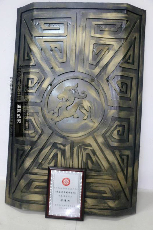 Imitation Ancient Shields Drama Opera Stage Performance of Qin Dynasty Shields Ancient Clothes Cos Solid Wood Customized Film And TV Opera