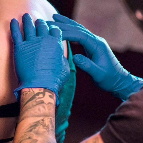 Одноразовые прочные перчатки из ПВХ