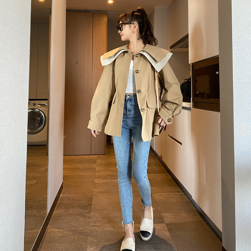phụ nữ áo gió ngắn 2020 mùa xuân mới Hàn Quốc phiên bản của kaki lỏng cao đẳng nghệ thuật màu gió áo khoác nhỏ ngắn