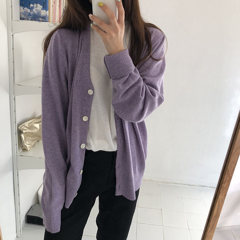 Spring and autumn 2022 new small fresh and thin purple retro knitted cardigan women's loose V-neck ins sweater coat