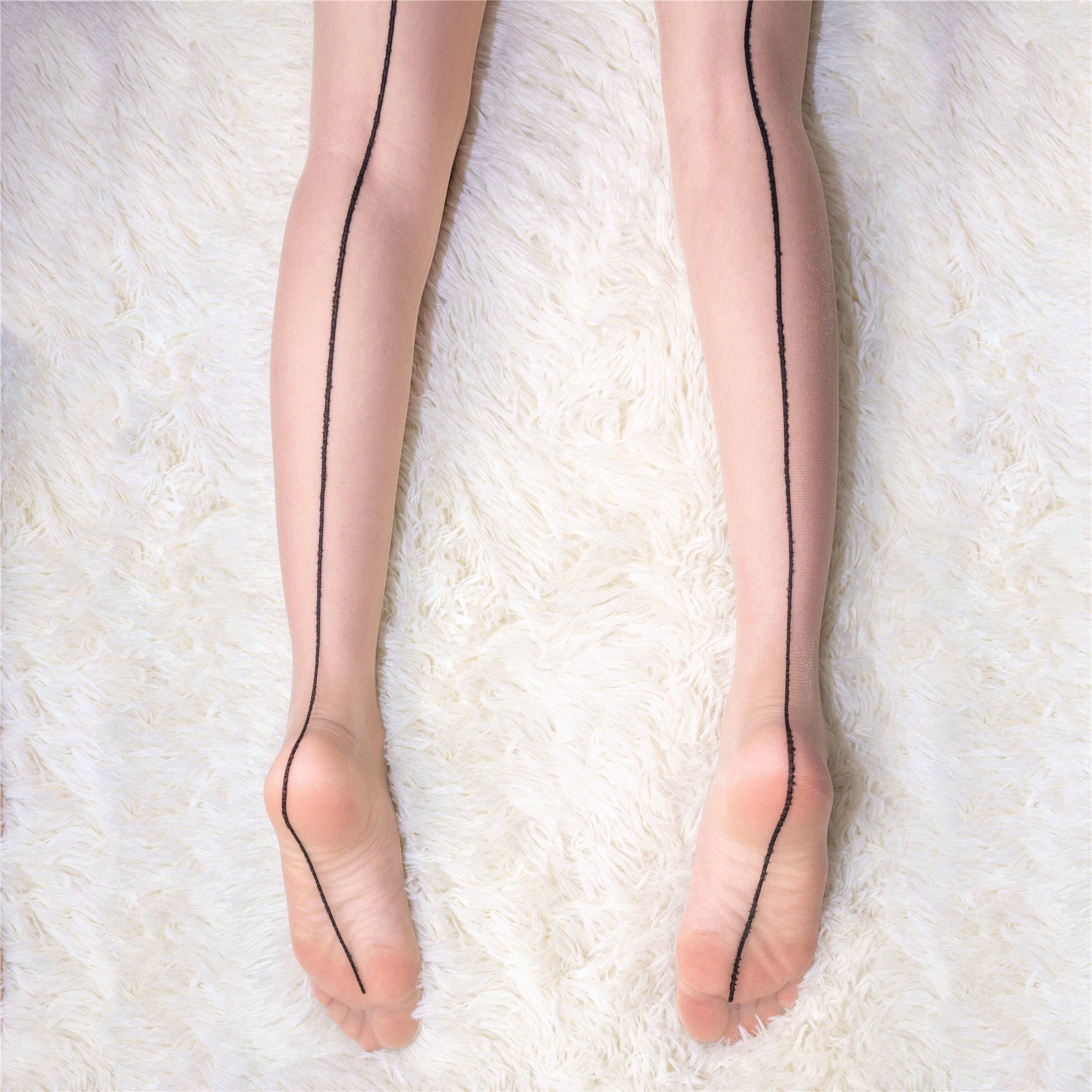 Summer ultra-thin 0d foot tip transparent covering ancient European and American invisible t crotch heel vertical line sexy spice silk stockings woman