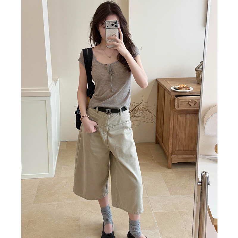 American-Style Khaki Wide-Leg Cropped Denim Shorts for Women, Summer Thin Style, 2026 New Model, Petite Loose Straight Mid-Length Pants American-Style Khaki Wide-Leg Cropped Denim Shorts for Women, Summer Thin Style, 2026 New Model, Petite Loose Straight Mid-Length Pants