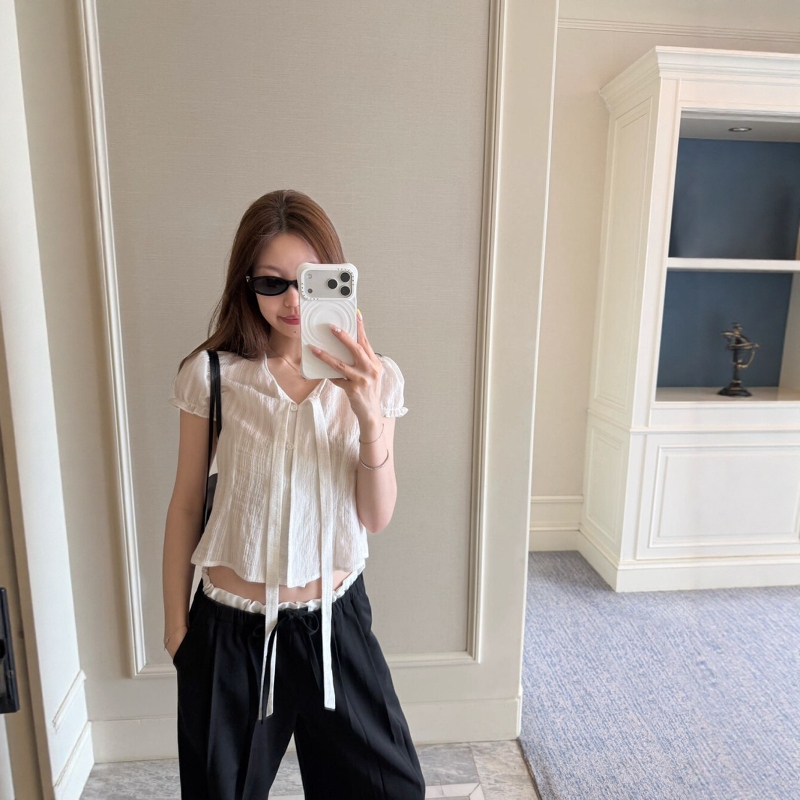 Oker Authentic 2026 Summer Korean Style V-Neck Puff Sleeve Short Lace Blouse for Women A898