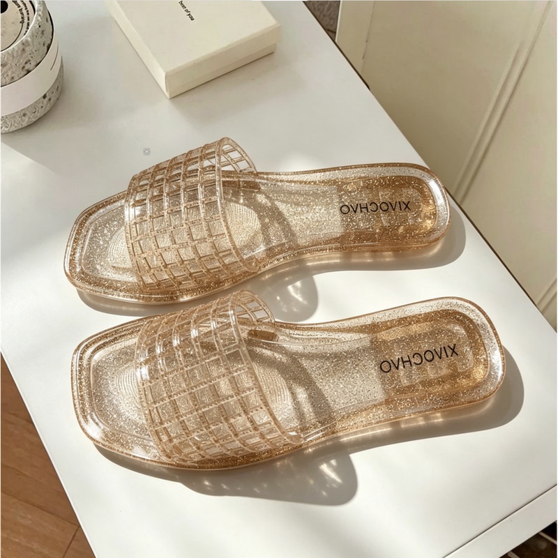 2026 New Pvc Crystal Jelly Durable Air-Conditioning Shoes Hard Rubber Breathable Women's Fashionable Shiny Outerwear Sandals 2026 New Pvc Crystal Jelly Durable Air-Conditioning Shoes Hard Rubber Breathable Women's Fashionable Shiny Outerwear Sandals