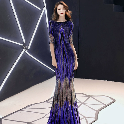 Элитное вечернее платье, сексуальная юбка, яркий броский стиль, крой «рыбий хвост»