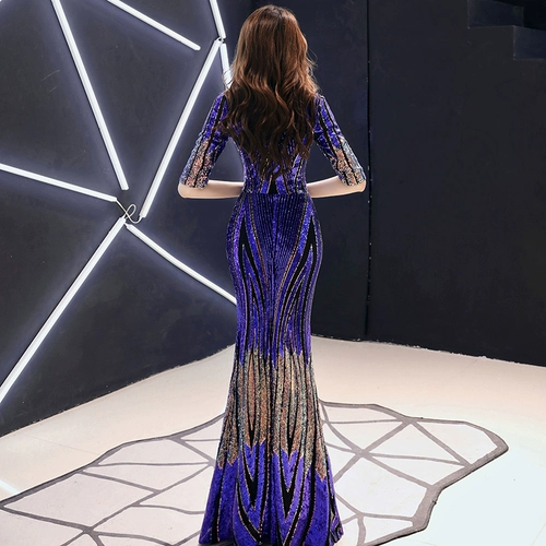 Элитное вечернее платье, сексуальная юбка, яркий броский стиль, крой «рыбий хвост»