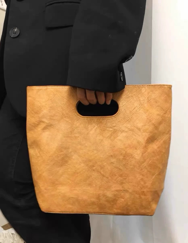 2024 Small Tote Bag for Women to Carry to Work, Kraft Paper Bag, Commuter Bag, Tote Bag, Niche Retro Handbag, Washable