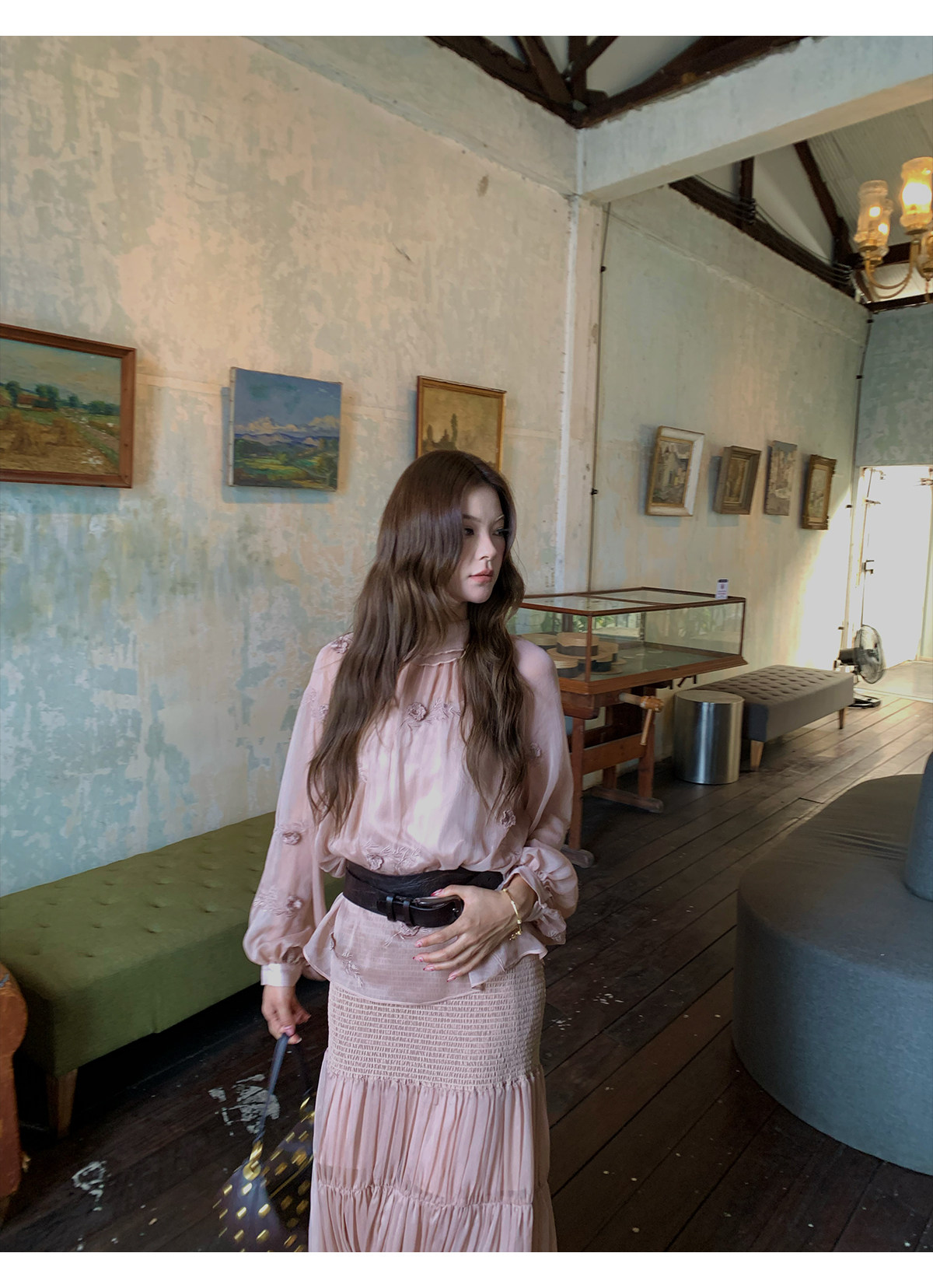 马儿MAR Рубашка с объемной вышивкой длинный рукав с приталенной плиссированной длинной юбкой элегантный костюм для женщин