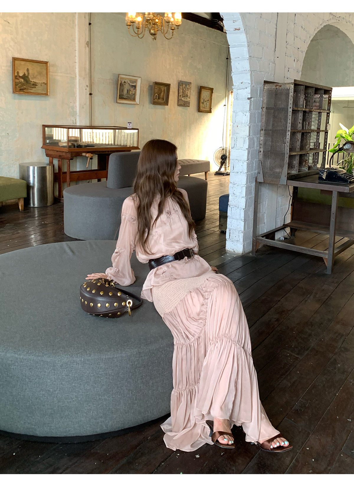 马儿MAR Рубашка с объемной вышивкой длинный рукав с приталенной плиссированной длинной юбкой элегантный костюм для женщин