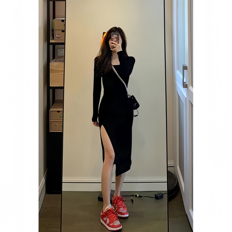 Square-Neck Slit Dress for Women 2026 Early Autumn New Sexy and Elegant Hot Girl Knitted Little Black Dress Bodycon Long Skirt