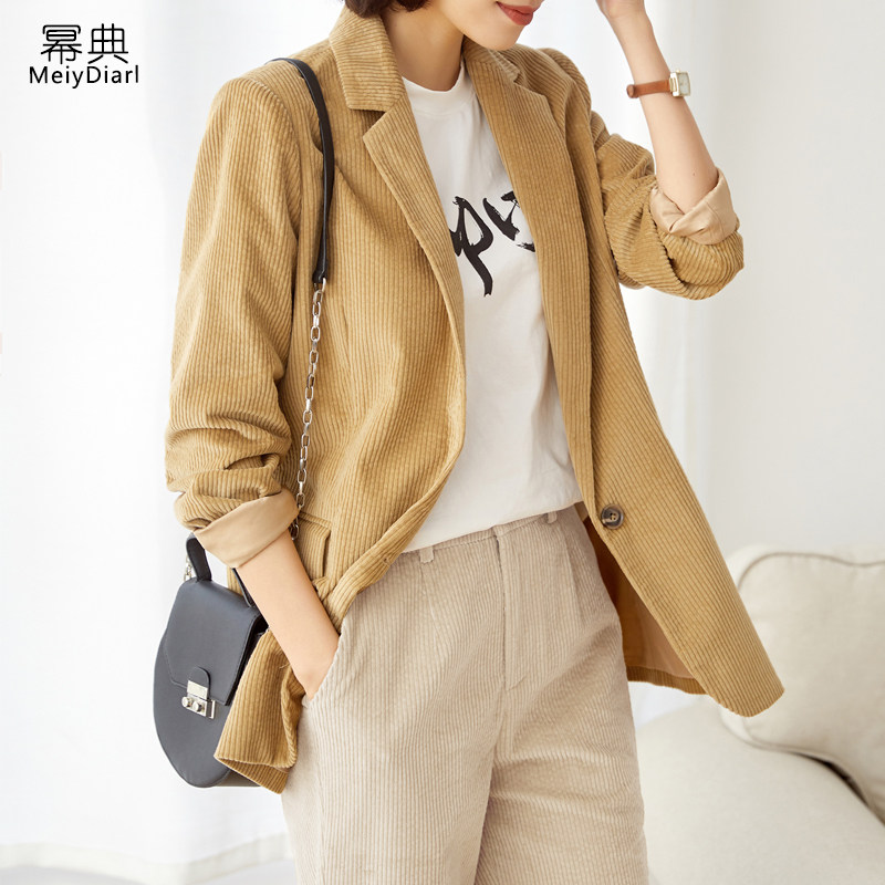 Light Core Suede Suit Jacket Woman Korean version Leisure Inn Wind 2020 Spring autumn new retro chic short Western suit