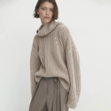 Осенний демисезонный дизайнерский трикотажный свитер для отдыха, тренд сезона