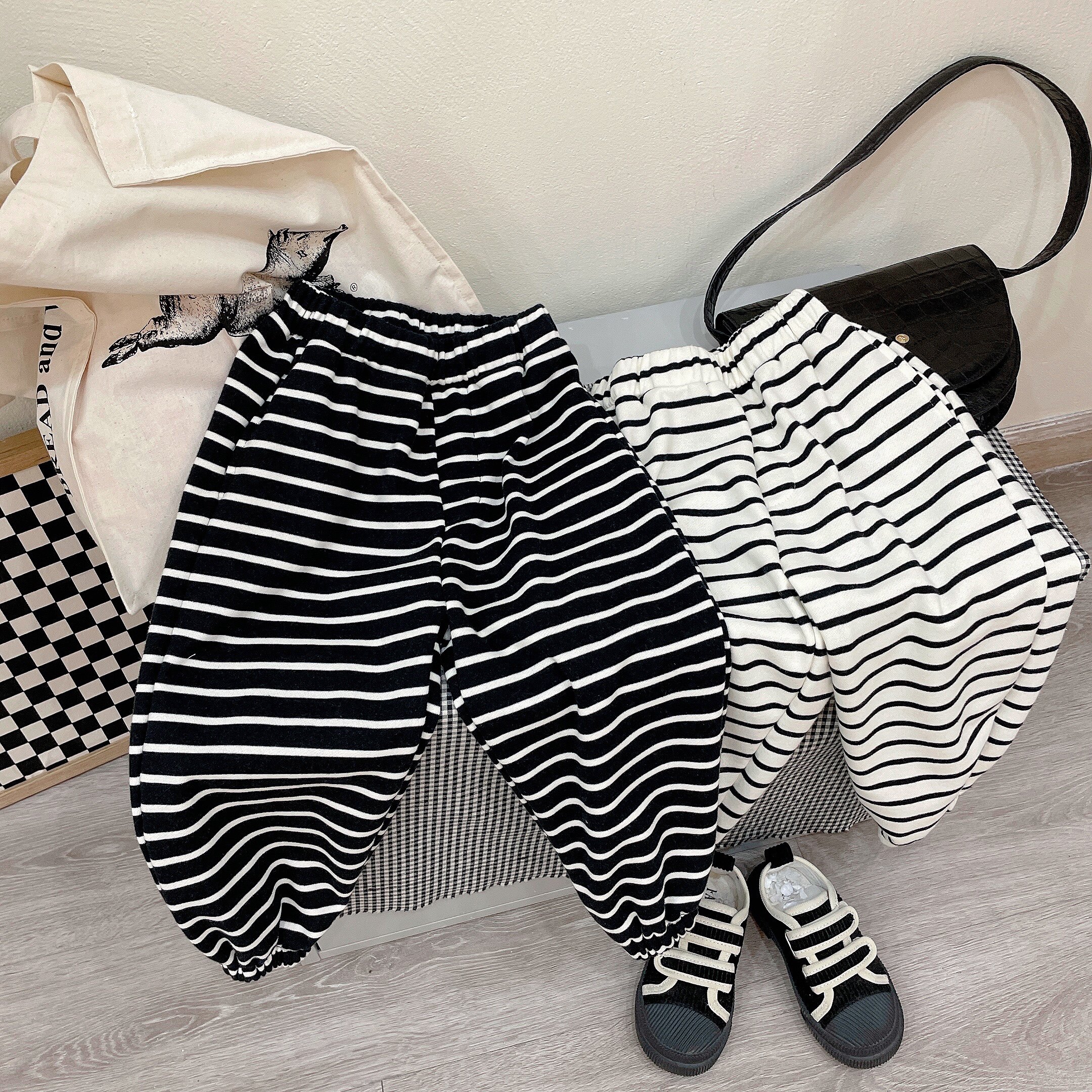 Girl Striped Pants Cotton Foreign Pie Trendy Korean Version Loose Sports Pants 100 Hitch Casual Boy Girl Trousers
