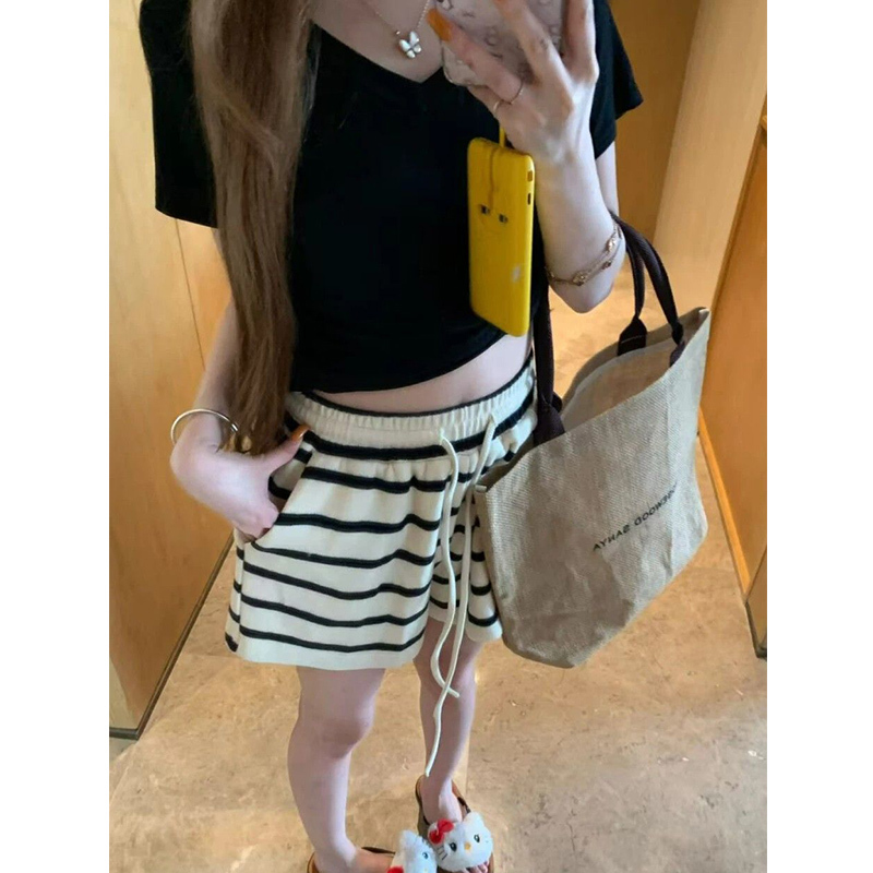 3D Waistband - Striped Sports Shorts for Women, Summer Thin Style, 2026 New Model, Trendy Hot Item This Year, High-Waisted Wide-Leg Pants