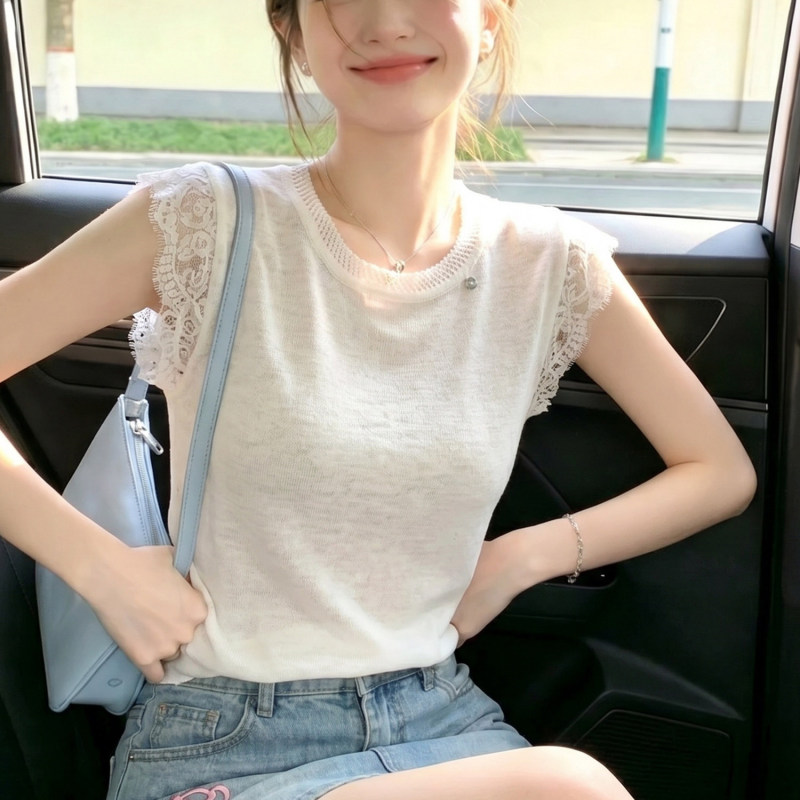 Short-Sleeve Lace Patchwork Knit T-Shirt for Women, Summer 2026 New Trendy Age-Reducing Sleeveless Top Tank