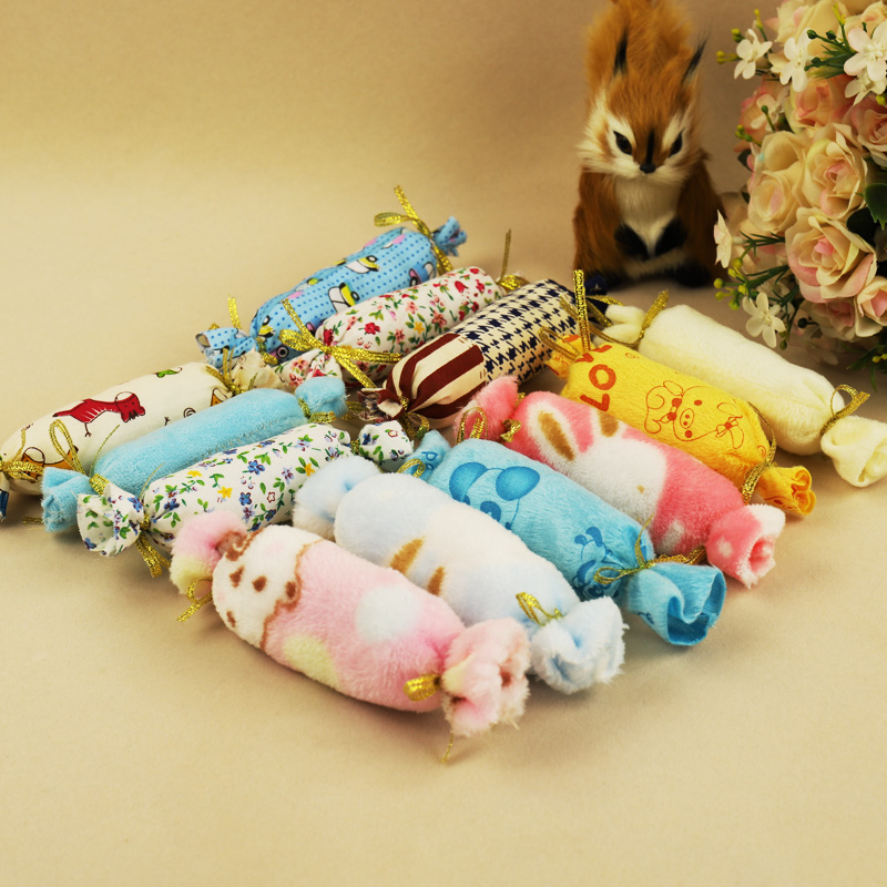 Small pet toys, small pillows, rabbits, guinea pigs, candy pillows, chinchillas, honey bags, gliders, squirrels, pillows, sleep aids