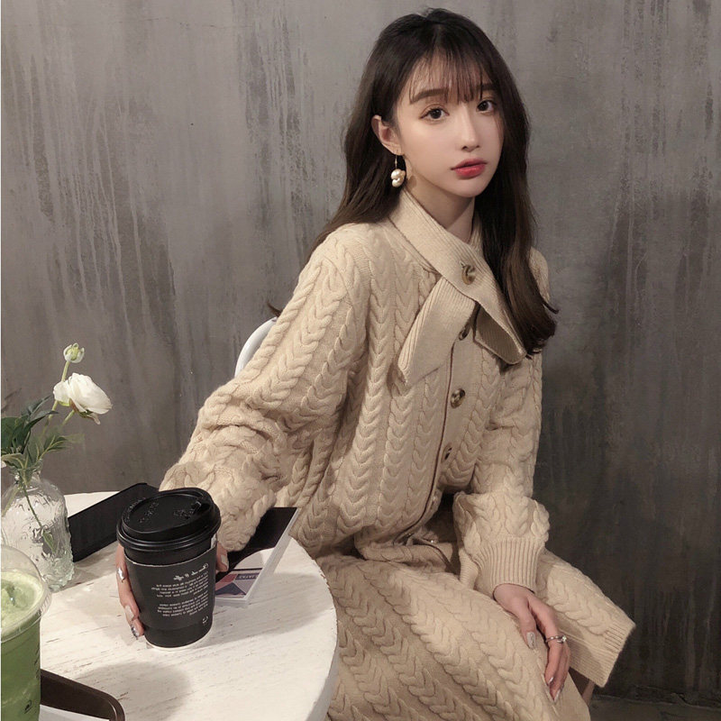 Autumn and spring 2022 new ins sweater skirt long version chic lazy wind female Qiu Chunsen series retro Japanese loose