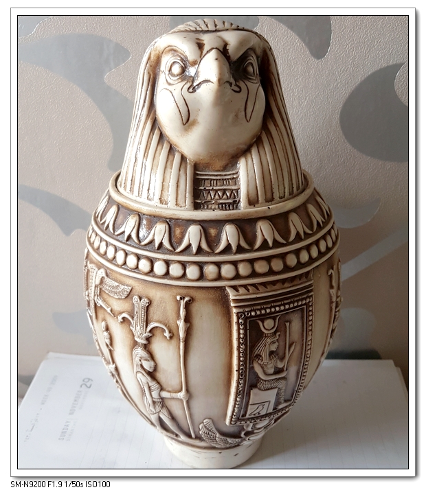 Spot Egyptian real estate statue Canopic tank C vulture large 24 cm Egyptian direct purchase