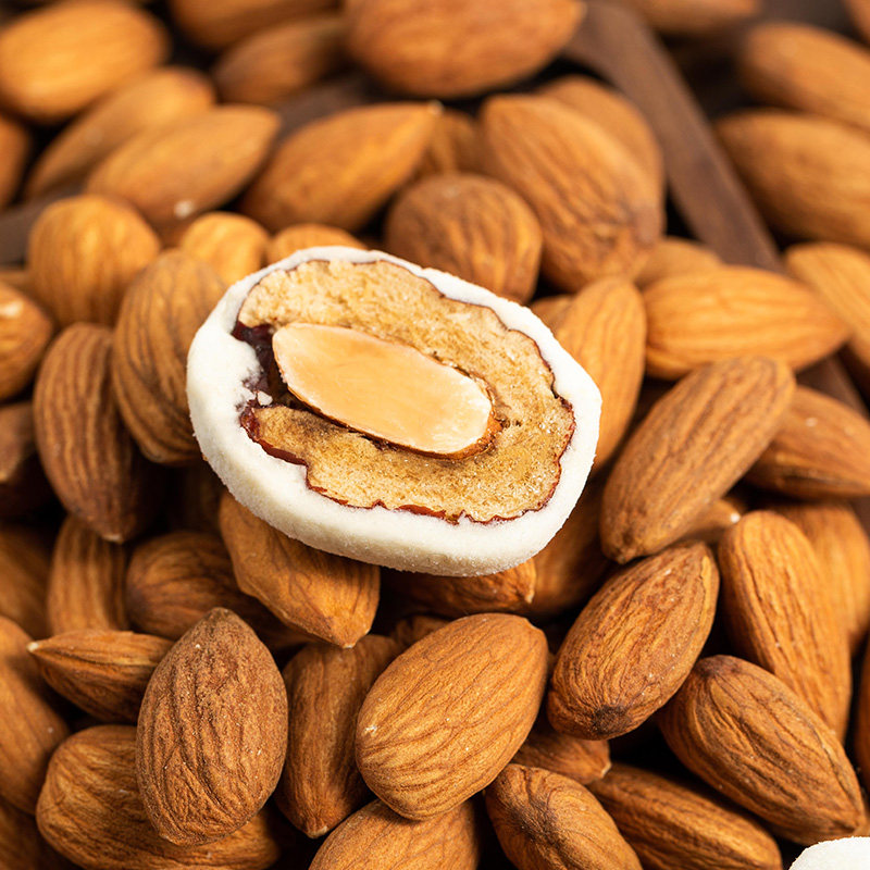 Badan wood kernel milk jujube raw material large almond almond kernel nut snacks