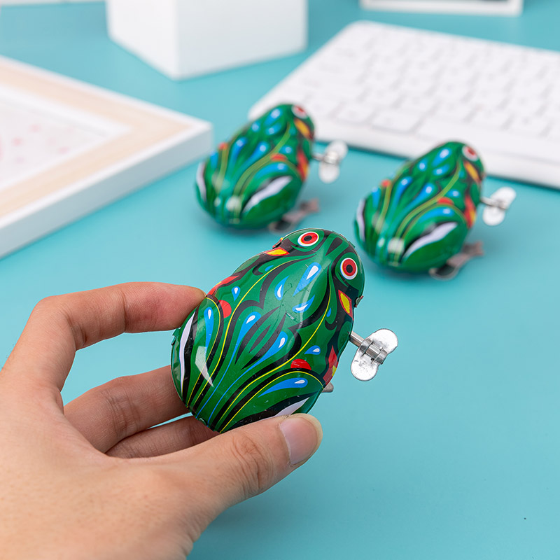 Classic nostalgic hair-skinned frog-skinned frog baby toy manufacturer's place of stalls