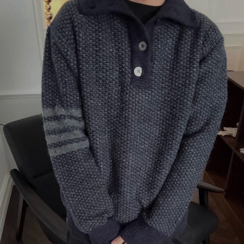 9800 Version'Head-To-Head Clash' Tb'Snowflake Fish Scale' Four-Stripe 70% Wool Lapel Sweater 9800 Version'Head-To-Head Clash' Tb'Snowflake Fish Scale' Four-Stripe 70% Wool Lapel Sweater