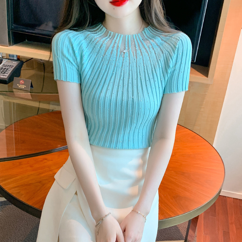 Knitted Short-Sleeve T-Shirt for Women 2026 New Summer Design, Thin, Slim-Fitting, Flattering Base Shirt, Round Neck Top