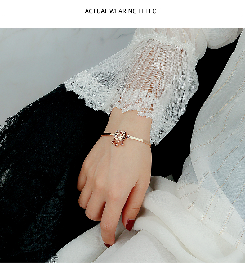 Phiên bản tiếng Hàn đơn giản, khí chất tự nhiên kéo dài tuổi thọ mạ vàng hồng 18K bằng vàng titan vòng đeo tay nữ trang sức vòng đá