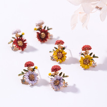Little daisy earrings female 2020 trendy 925 sterling silver pin personality Net red ins Girl Flower niche earrings