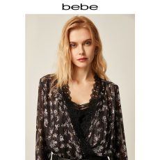 женская рубашка bebe新品女士碎花v领蕾丝衬衫 380102
