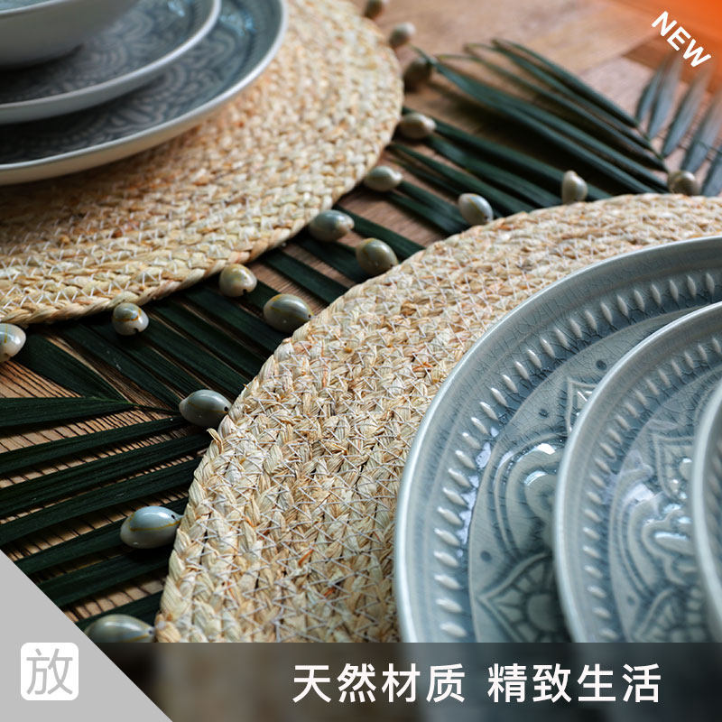 foundhome 1 piece of clothing sea snail side plant leaf dining cushion Nordic round table cushion home minimalist Ornament Dining Mat