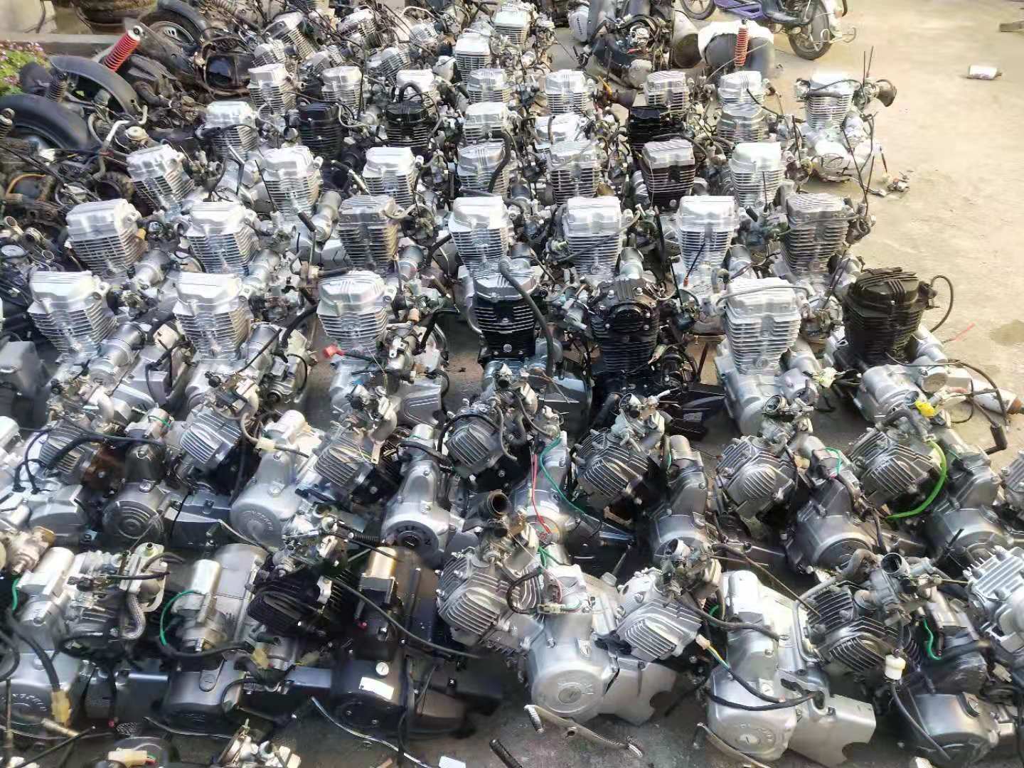 Locomotive CG125 engine assembly Qianjiang Dongyang Grand Express Zong Longxin Honda Tricycle Locomotive