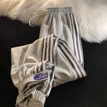 Three bar pants Mens small crowd design Pants Spring Autumn Magic Patch Foot 90% Pants Loose 100 Lap Sports Pants