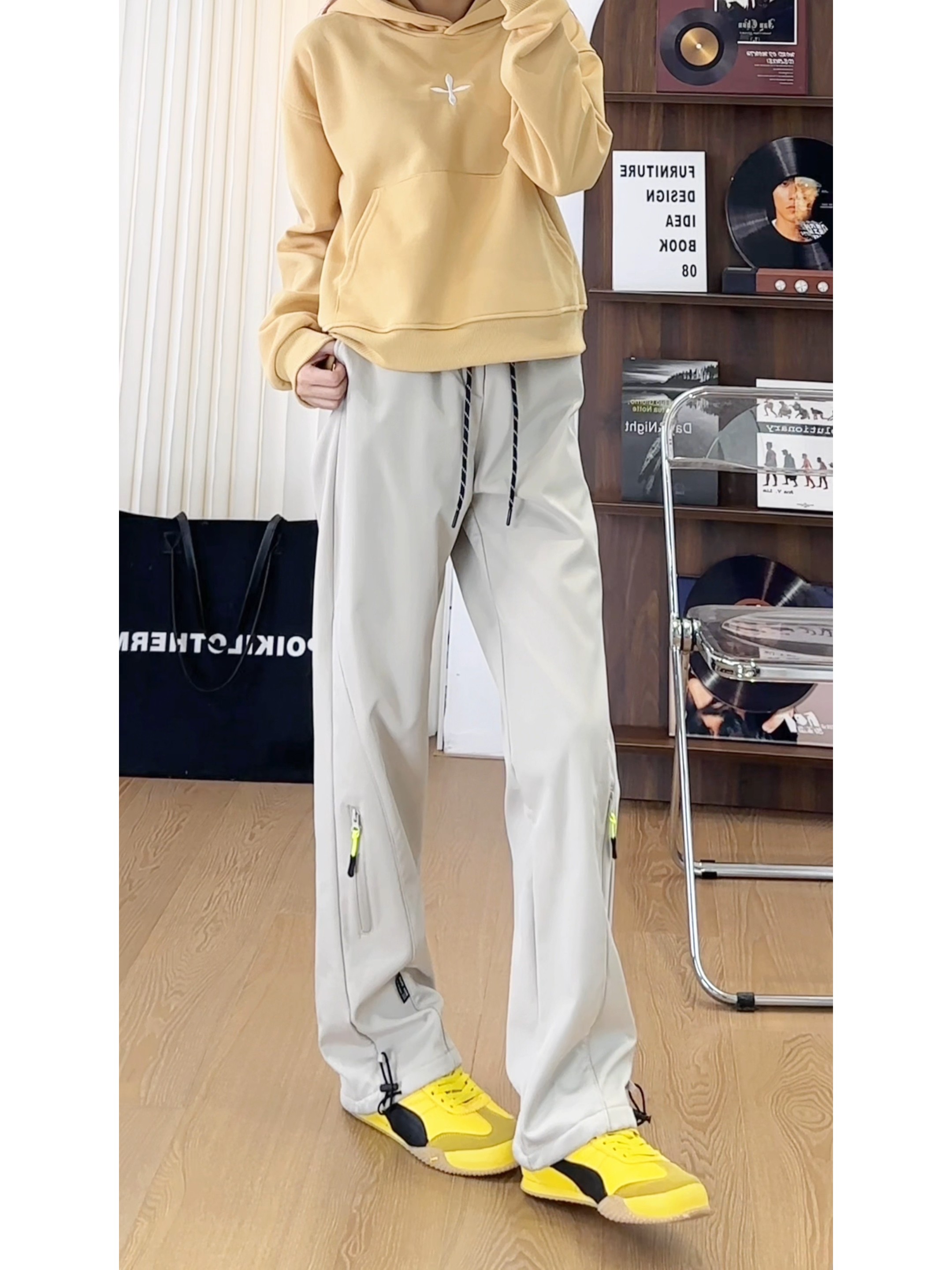 American-Style Ski Pants, Northeast Cold-Proof Fleece-Lined Outdoor Pants, Men's and Women's Autumn and Winter Windproof and Waterproof Outdoor Mountaineering Work Pants