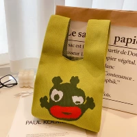 Помада, монстр