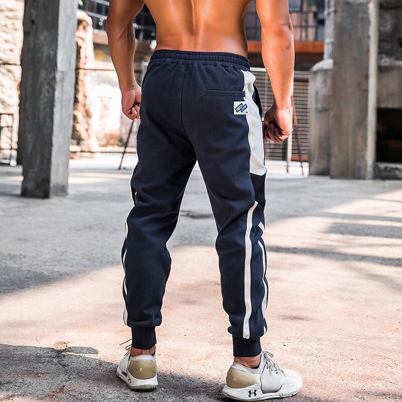 Sports pants men's autumn and winter loose elastic breathable muscle training fitness running basketball leisure closing cigarette pants tide